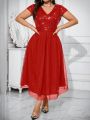 SHEIN Privé Plus Size Women's Glitter Sequin Patchwork Cape Sleeve Dress