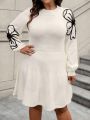 SHEIN Essnce Plus Size Women's 3d Line Floral Sweater Dress