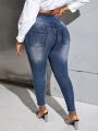 SHEIN Essnce Plus Size Tight-fitting Jeans With Raw Hem Design