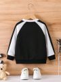 SHEIN Kids EVRYDAY Boys' Black And White Color Block Letter Print Casual Sweatshirt For Autumn And Winter