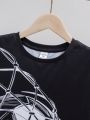 SHEIN Kids SPRTY Loose Fit Tween Boys' Soccer Patterned Short-Sleeve Sports T-Shirt With Round Neckline