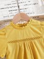 SHEIN Kids CHARMNG Tween Girl Lace Round Neck Puff Sleeve Patchwork Hollow Out Blouse