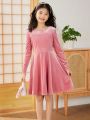 SHEIN Kids FANZEY Tween Girls' Knitted Solid Color Short Plush Round Neckline Beaded Elegant Dress