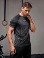 Men Letter Graphic Contrast Mesh Sports Tee