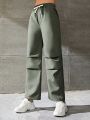 Loose Fit & Cool & Fashionable Khaki Cargo Pants For Teenage Girls During Sporting & Outdoor Activities