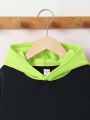 SHEIN Young Boy Loose Fit Colorblock Hooded Fleece Sweatshirt With 2 In 1 Design, And Solid Knitted Pants