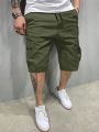 Men Flap Pocket Drawstring Waist Cargo Shorts