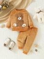 Baby Boys' Comfortable And Stylish Flannel Sweatshirt Set With Embroidered Bear And Animal Plushies For Casual Wear