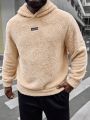Manfinity Homme Men'S Plus Size Patched Casual Hooded Plush Sweatshirt