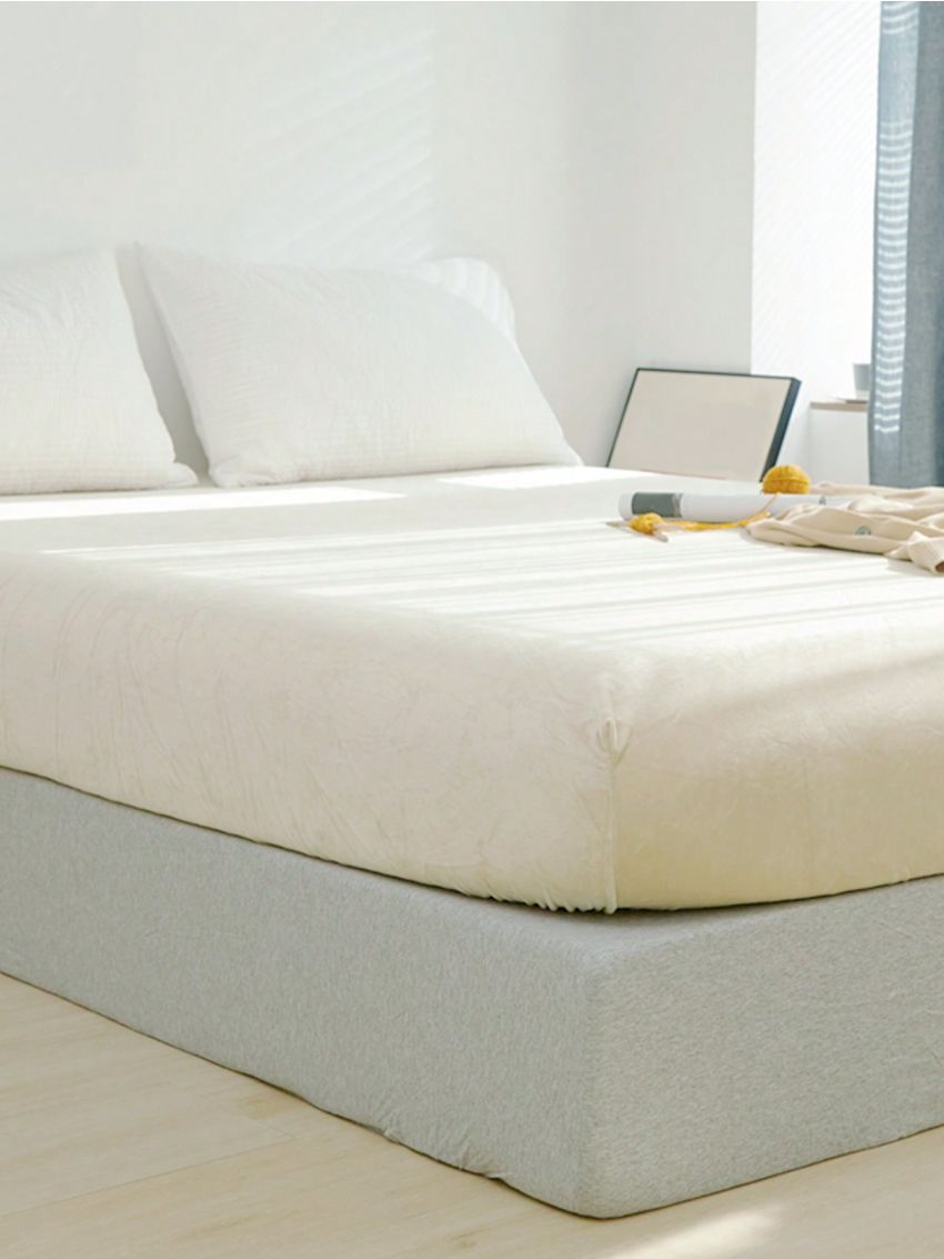 1pc Beige Crystal Velvet Fitted Sheet