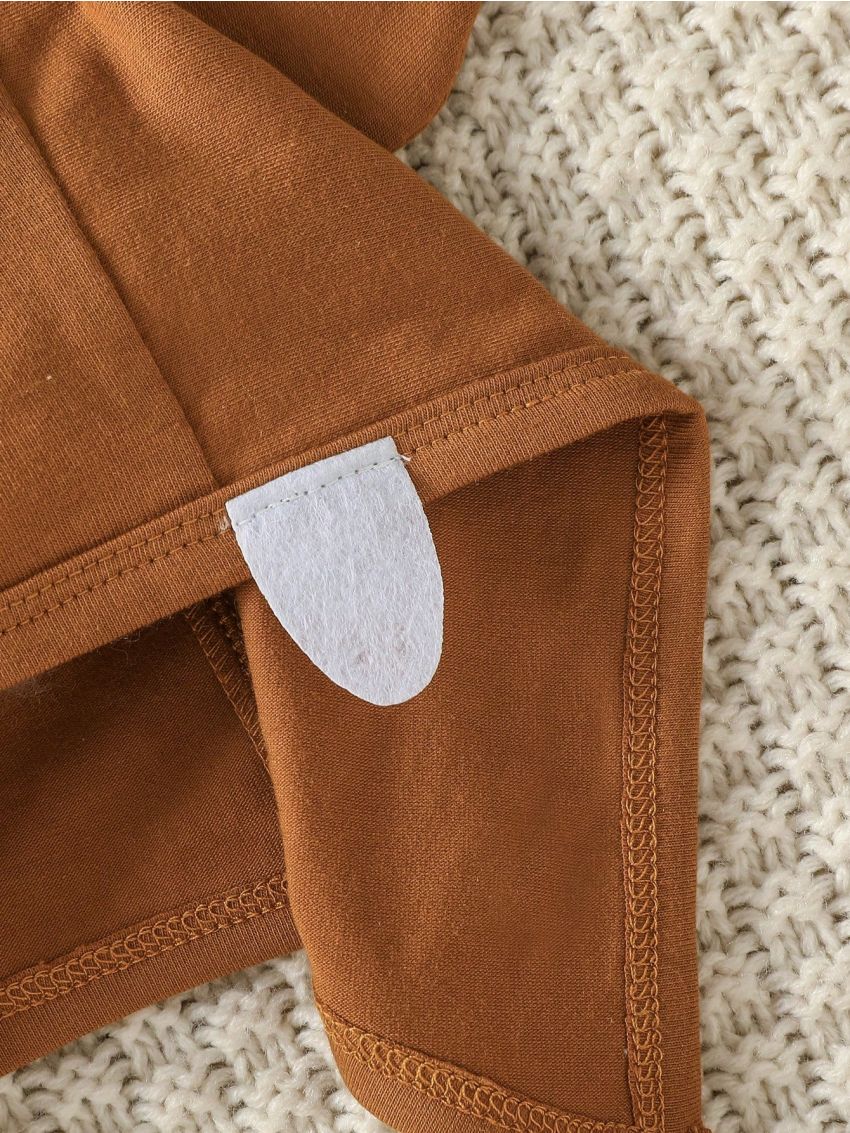 Baby Boy Cartoon Graphic Bodysuit & 3D Ear Design Hat