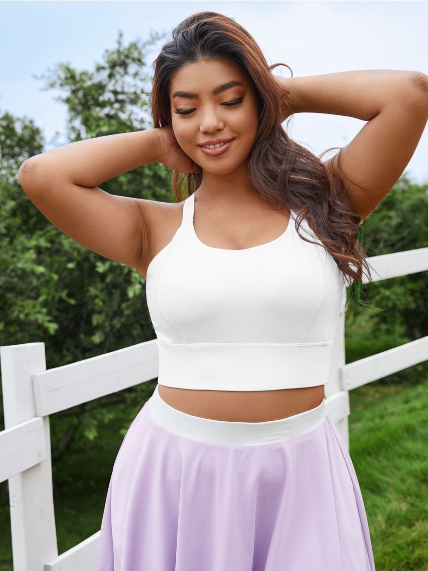 Plus Medium Support Cut Out Back Sports Bra