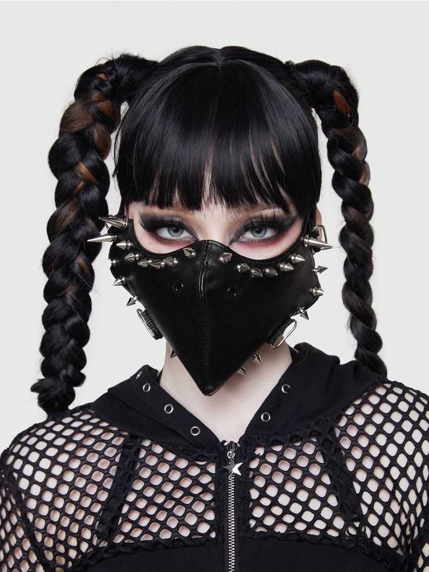 ROMWE Avant 1pc Studded Decor Face Coverring