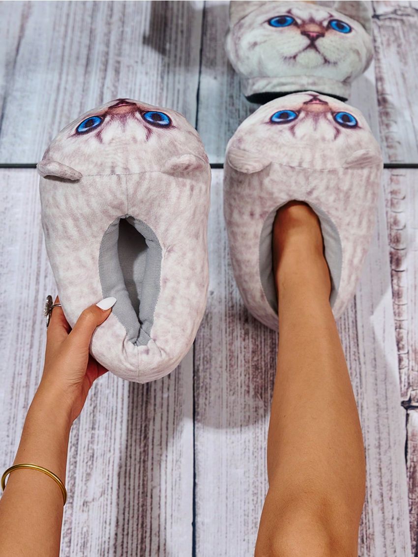 Cute Cartoon-style Warm Home Slippers With Plush Material