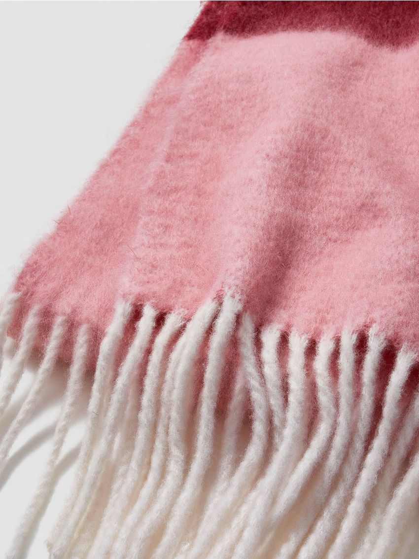 SHEIN MOD 1pc Gradient Pink Fringe Hem Detail Scarf