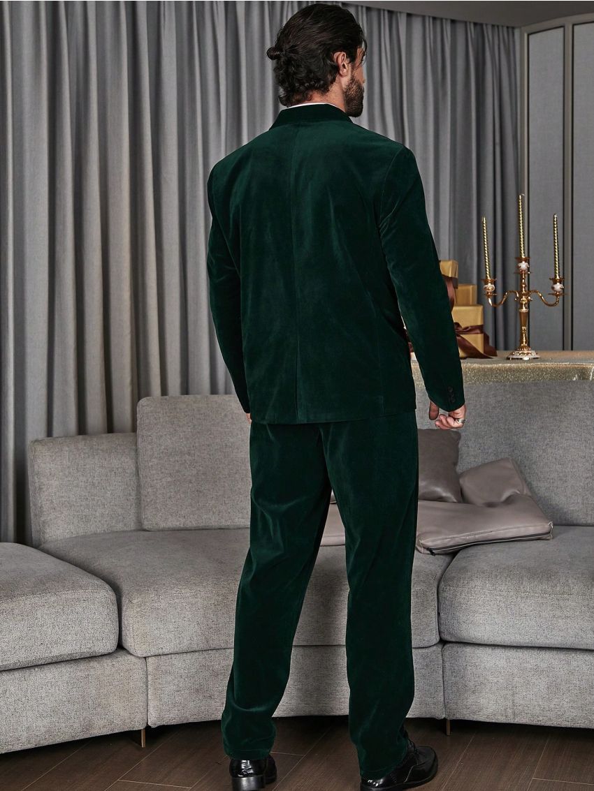 Men Plus Single Button Velvet Blazer & Pants