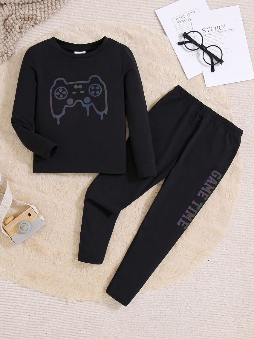SHEIN Young Boy Gamepad & Letter Graphic PJ Set
