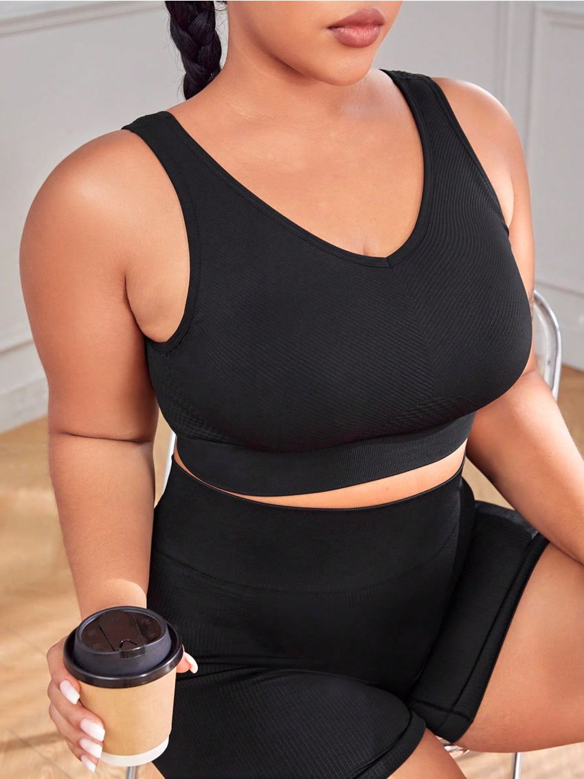 Plus Solid Sports Bra