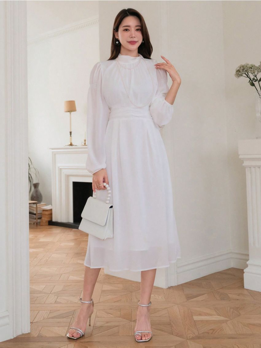 DAZY Gentle Windy Style Tie-Neck Bubble Sleeve Dress