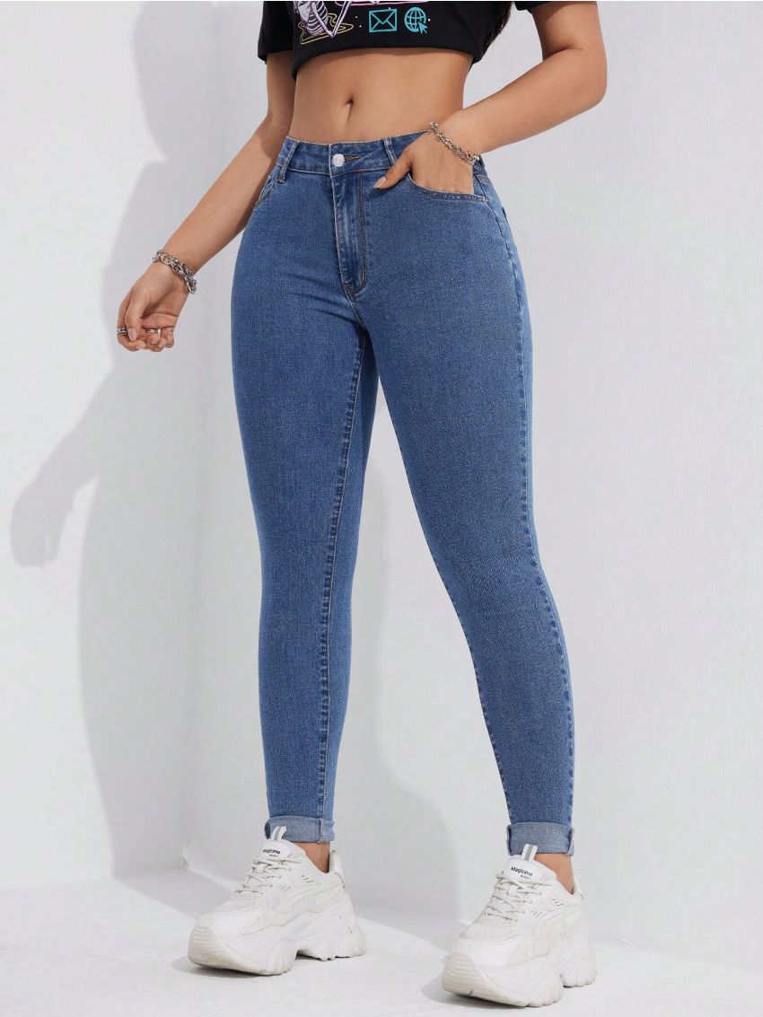 Solid Color Skinny Jeans With Slanted Pockets