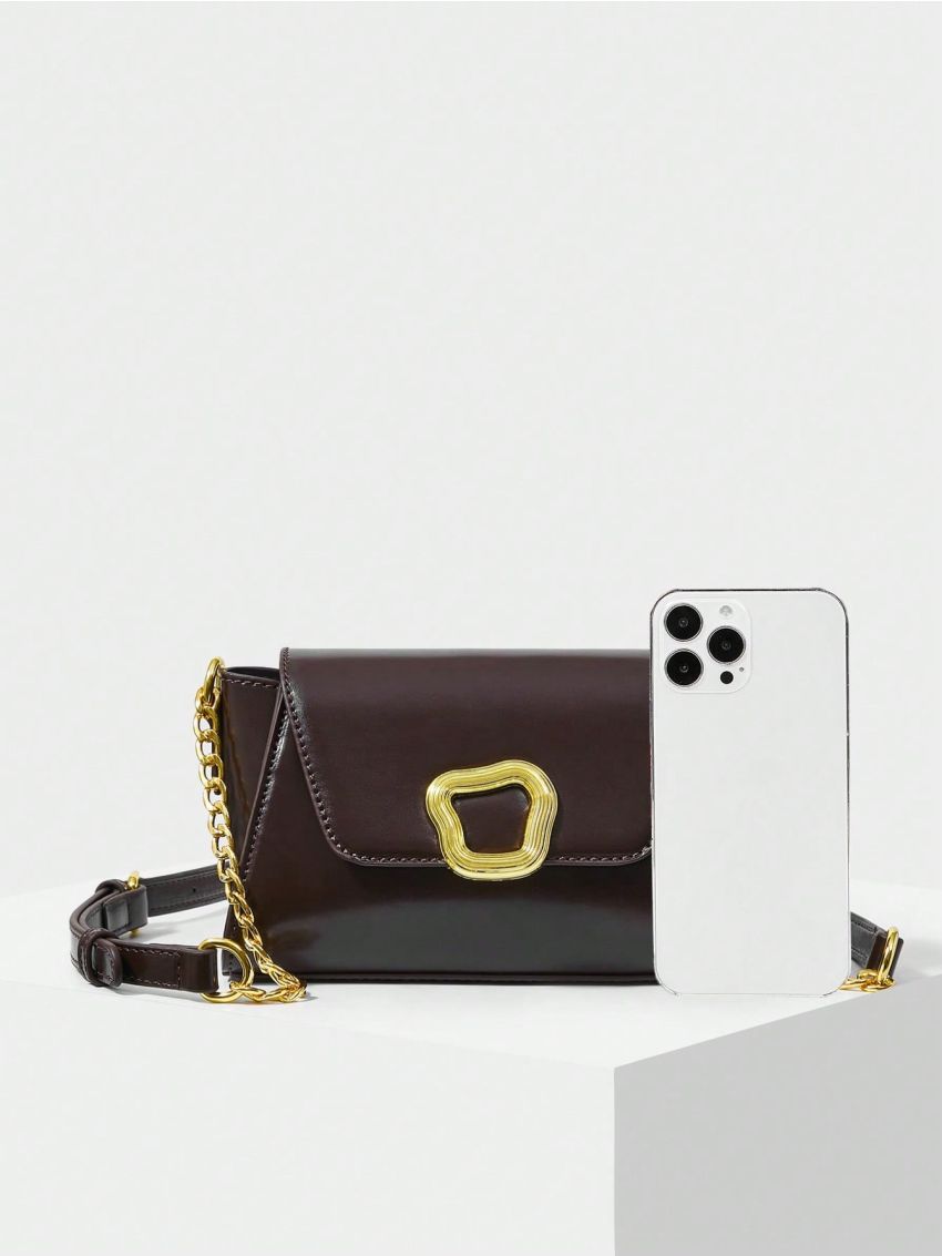 MOTF PREMIUM METAL GEOMETRIC BUCKLE DECOR FLAP FLAP CHAIN STRAP CROSSBODY