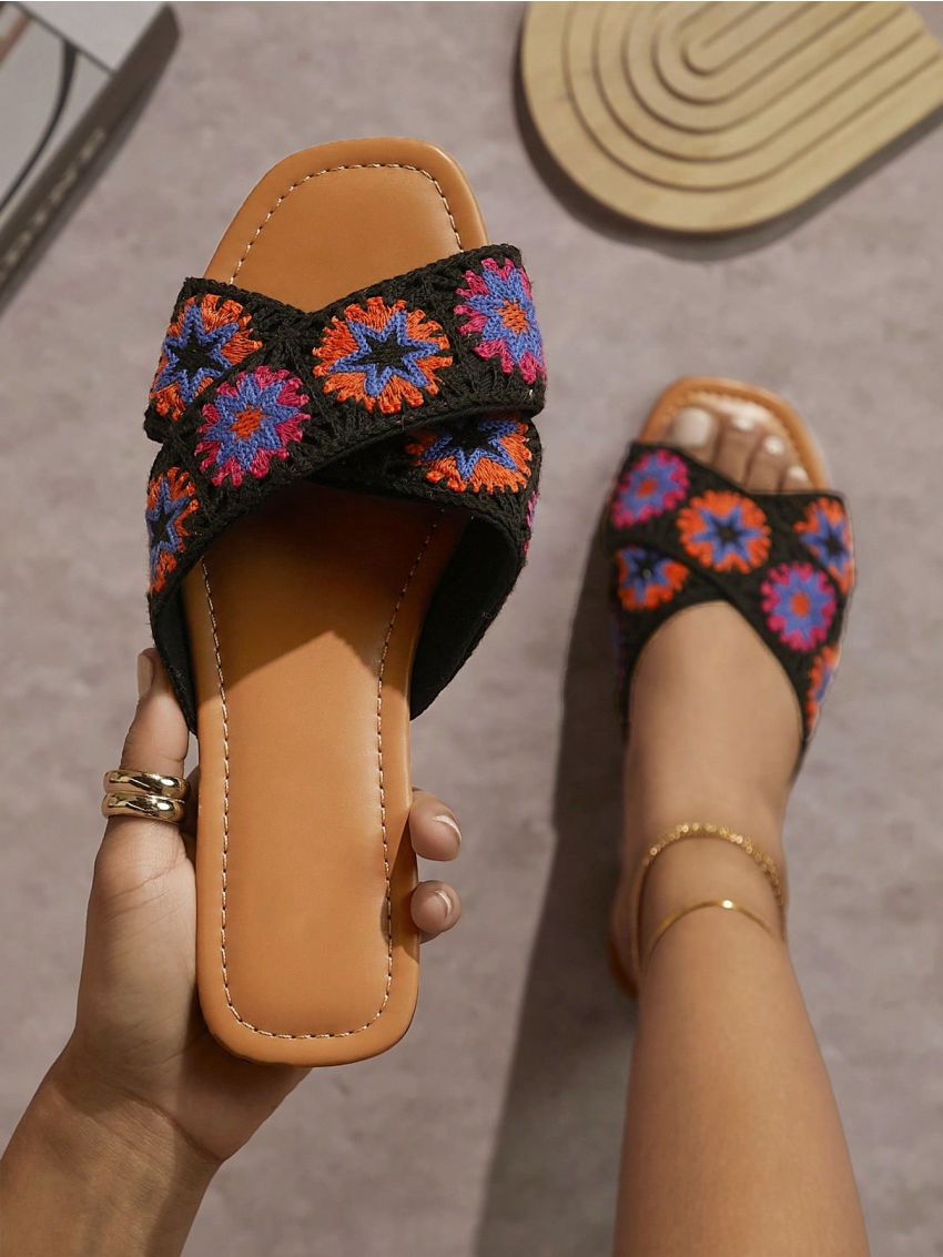 Women's Flat Sandals