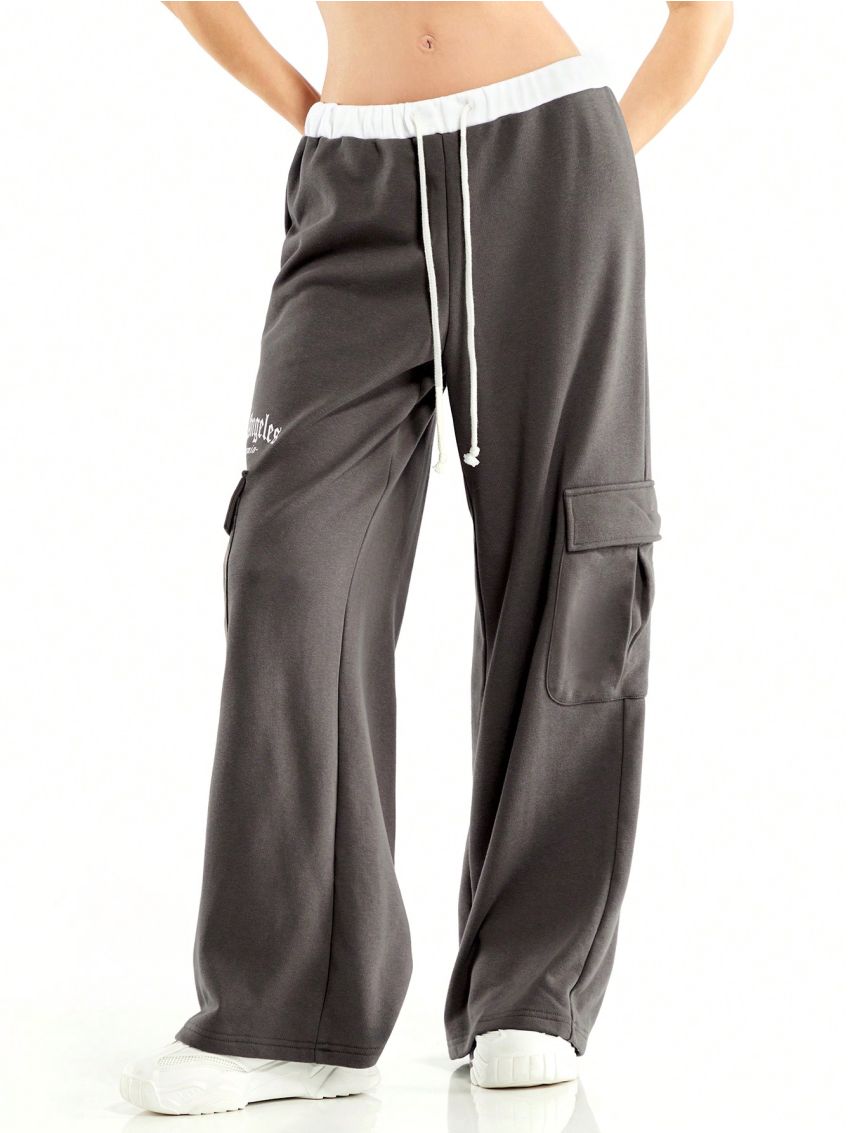 Forever 21 Women's Casual Color-Blocking Waist Belt, Letter Printed And Pocketed Utility Shorts