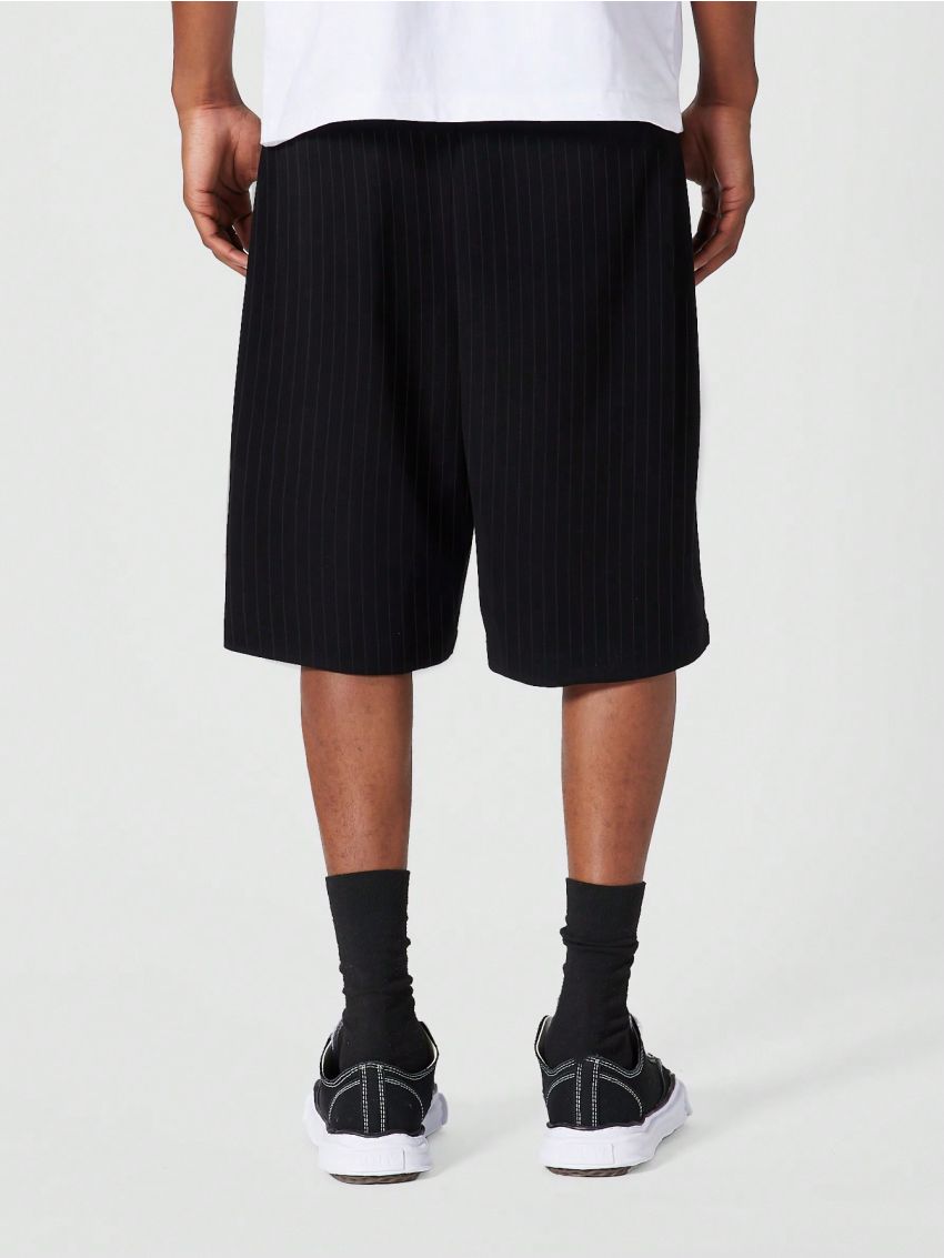 SUMWON BERMUDA LENGTH PINSTRIPE SMART SHORT