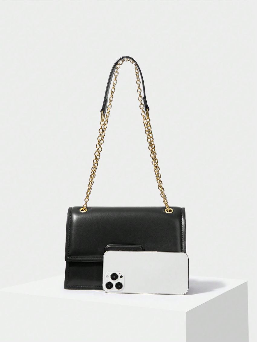 MOTF PREMIUM SQUARE BUCKLE CHAIN BAG