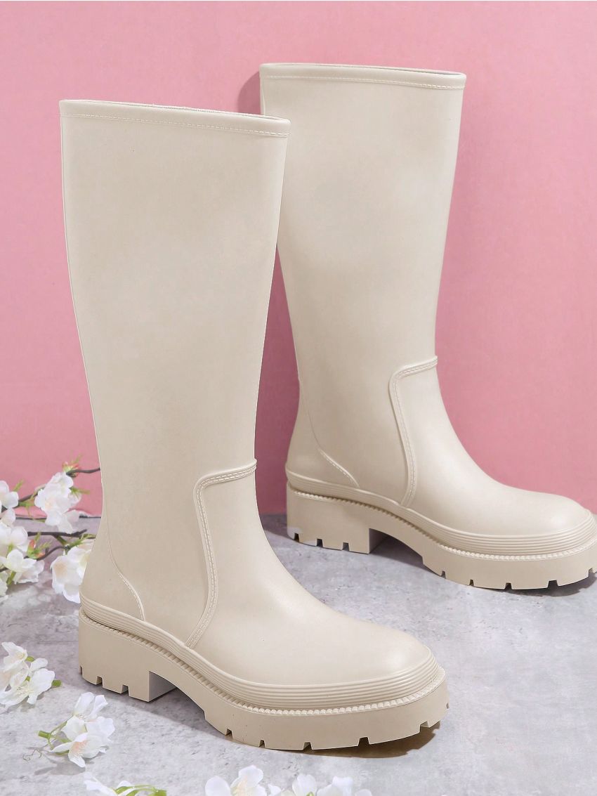 Minimalist Slip On Classic Boots