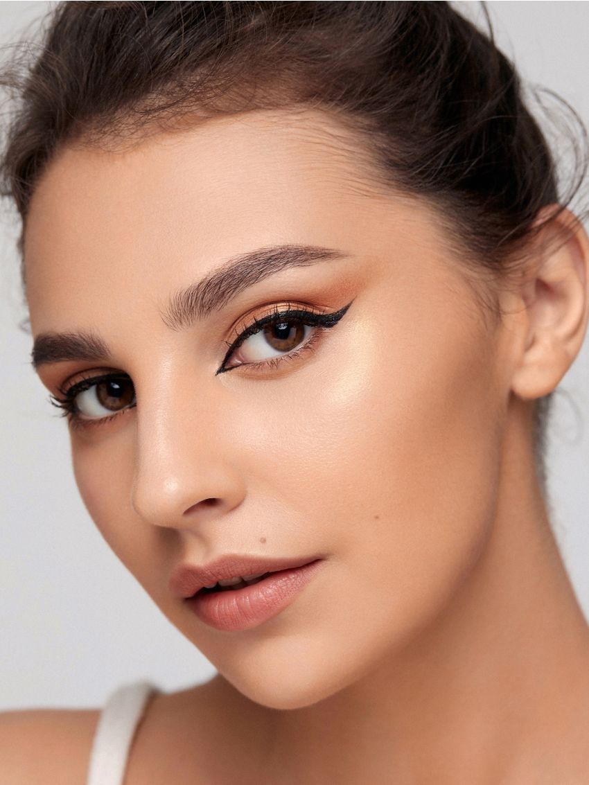 SHEGLAM Eye Affinity Waterproof Eyeliner Sweatproof Matte Eyeliner Pencil Ultra-Fine No Smudge Long Lasting Black Eyeliner Professional Eye Make Up