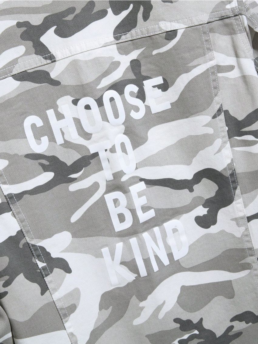 Manfinity EMRG Men's Camouflage Print Frayed Denim Jacket