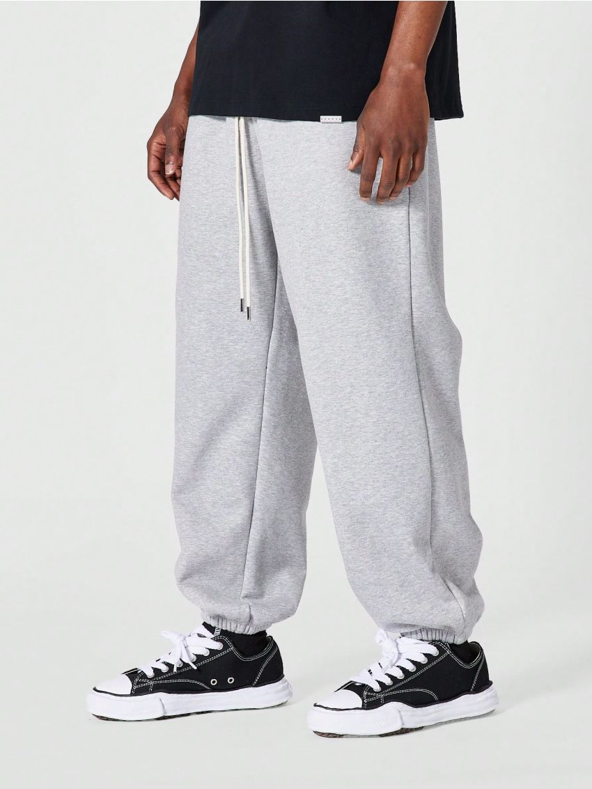 SUMWON Regular Fit Essential Heavyweight 90's Jogger In 340 Gsm