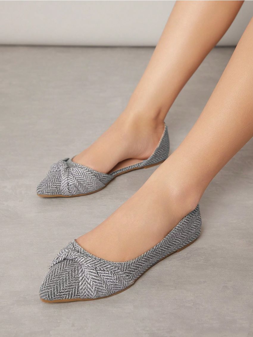 Twist Detail Point Toe Slip On Ballet Flats