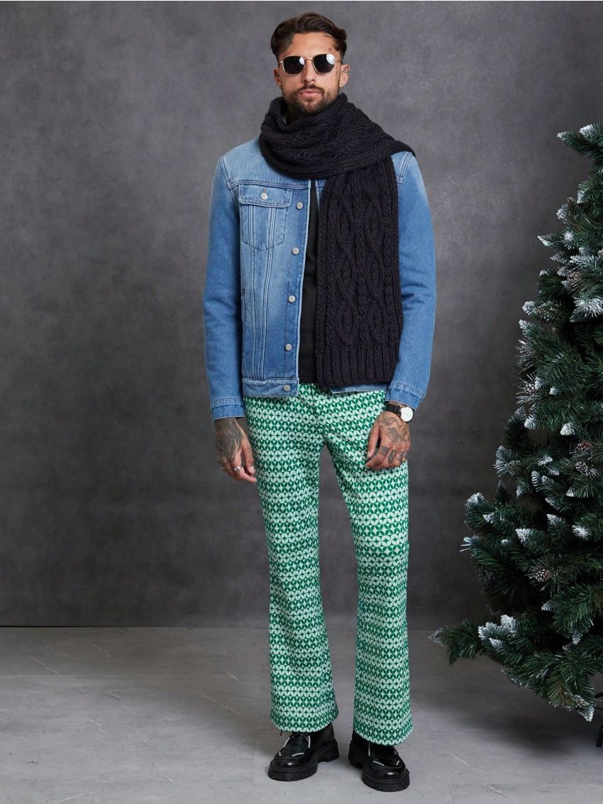 SHEIN Men Geo Print Flare Leg Suit Pants