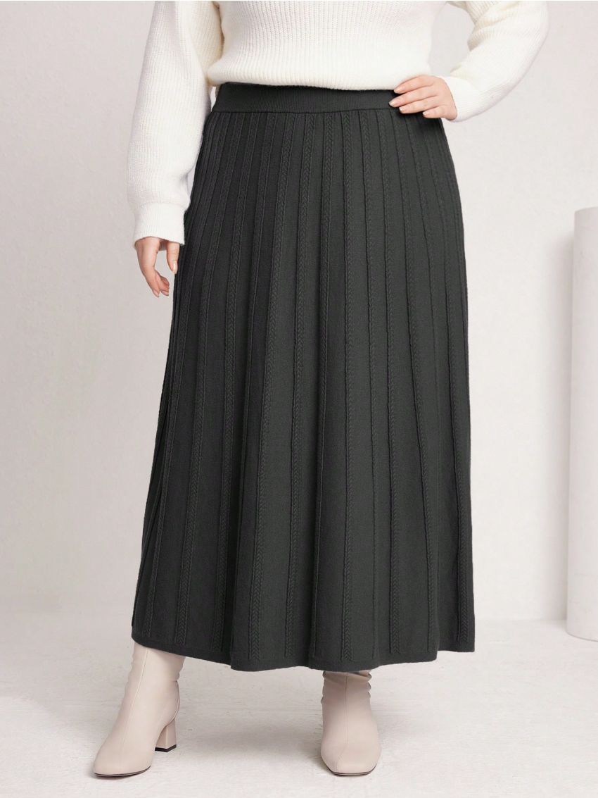 SHEIN Mulvari Plus Size Women'S Long Knitted Skirt