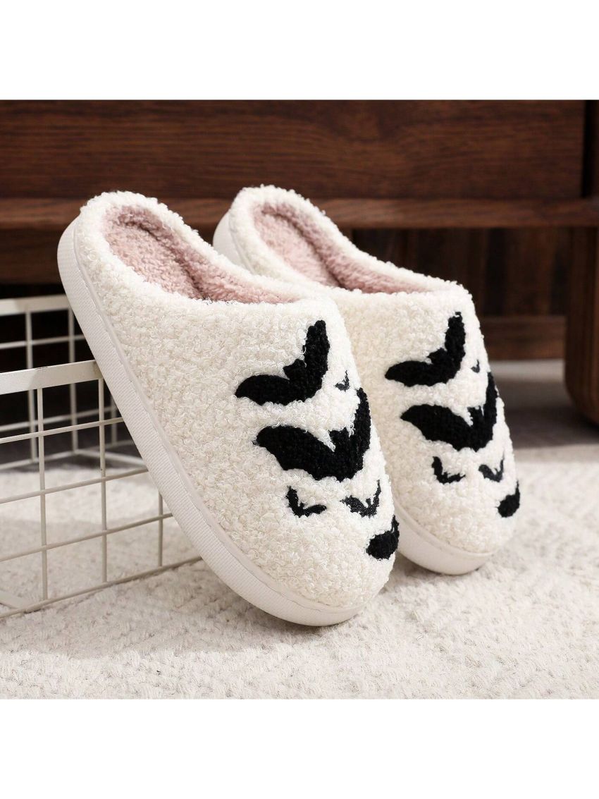 Women's Halloween Bat Pattern Fashionable And Warm Indoor House Slippers