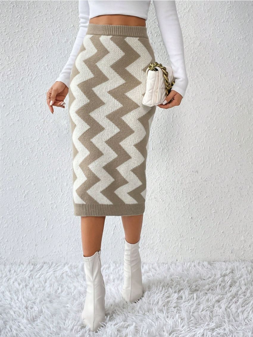 SHEIN Essnce Chevron Pattern Knit Skirt