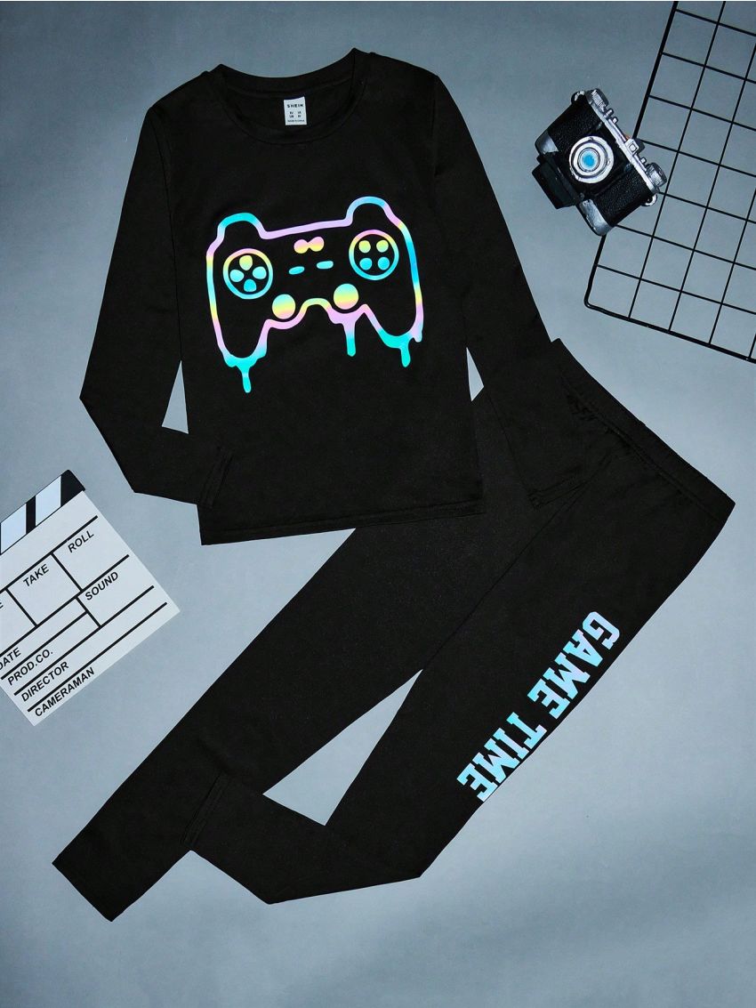 SHEIN Young Boy Gamepad & Letter Graphic PJ Set