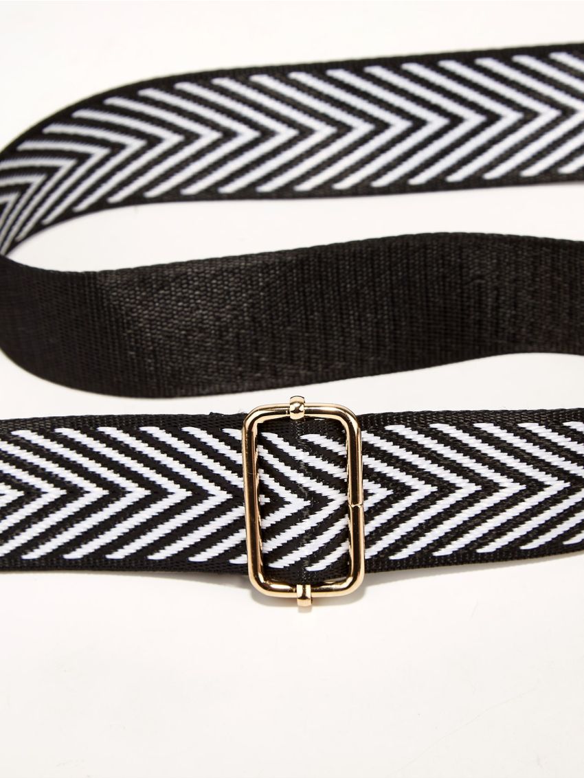 Two Tone Chevron Graphic Bag Strap