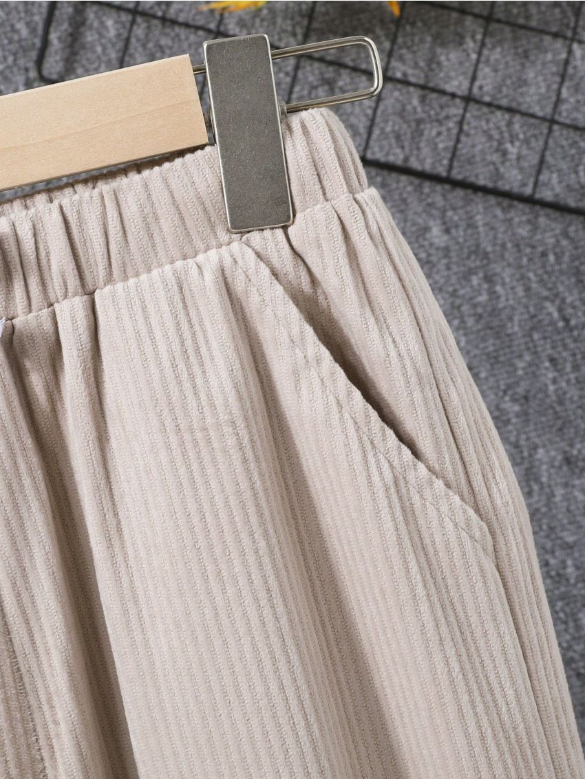 SHEIN Kids EVRYDAY Boys Dual Pocket Hooded Jacket & Knot Front Pants Without Tee