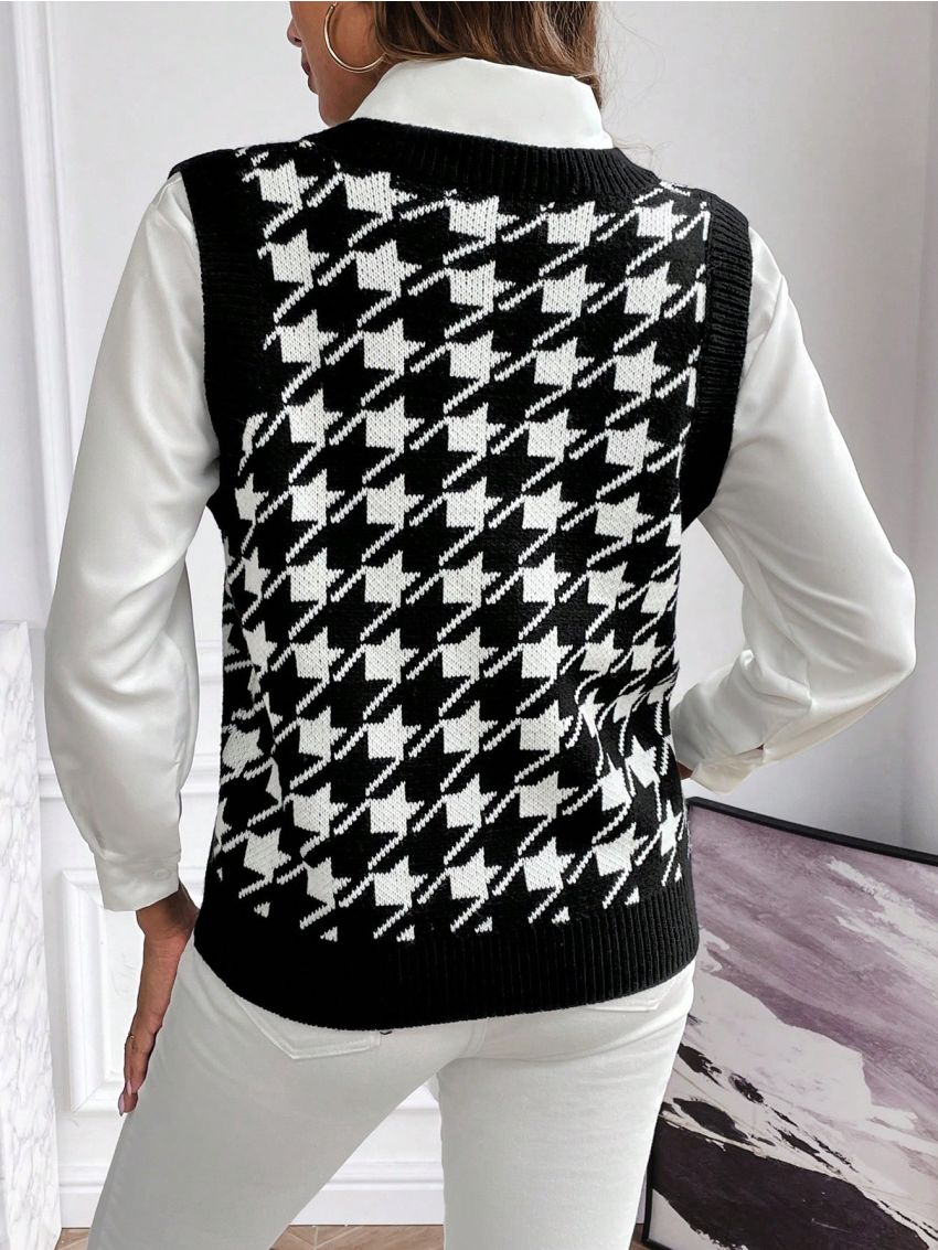 SHEIN LUNE Houndstooth Pattern Sweater Vest Without Blouse