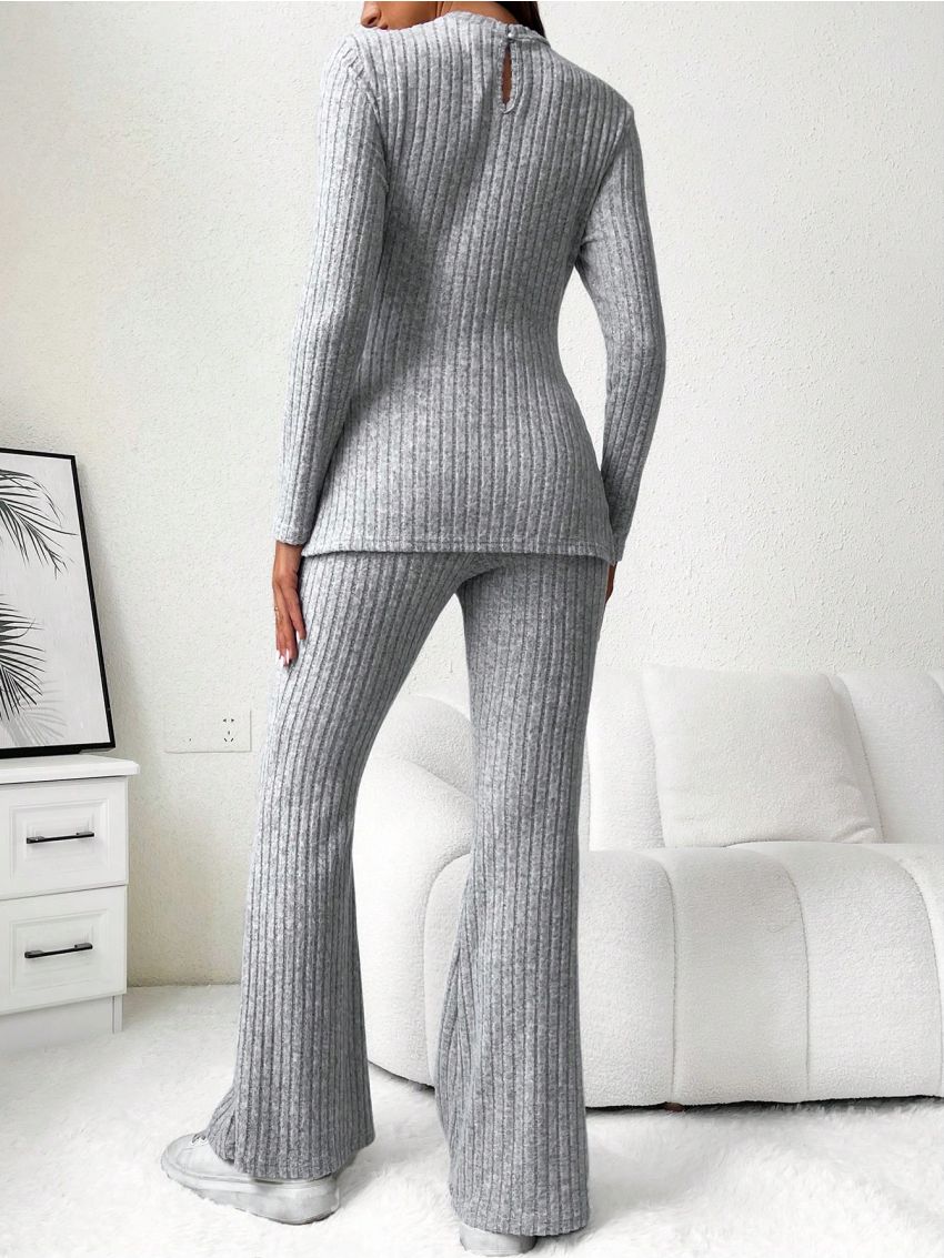 SHEIN Maternity Ribbed Knit Split Hem Tee & Adjustable Waist Flare Leg Pants