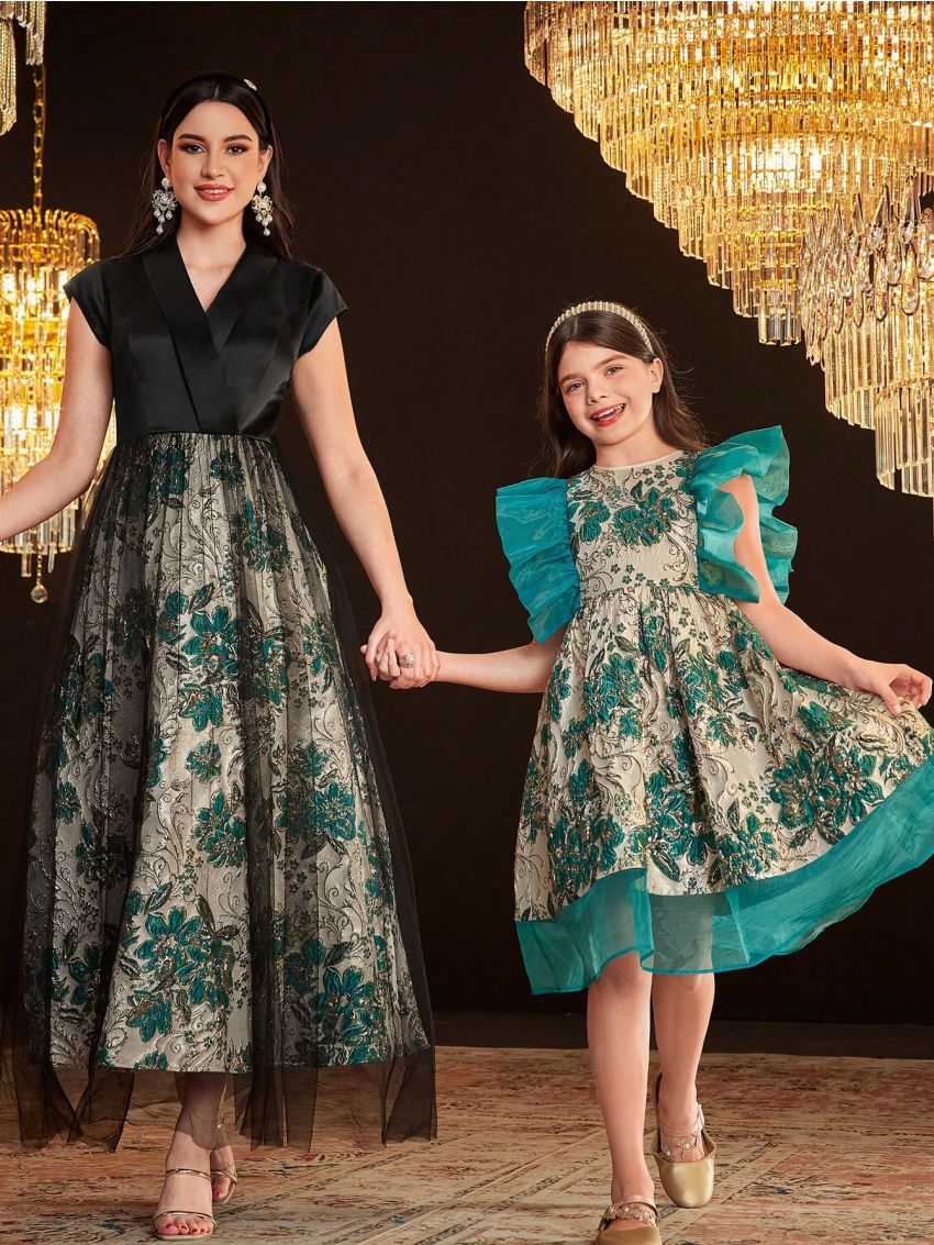 SHEIN Kids Nujoom Tween Girls' Cute Fit-And-Flare Dress With Organza Patchwork, Jacquard Fabric And Ruffle Hem, Round Neck