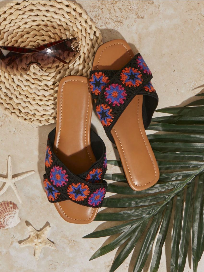 Women's Flat Sandals