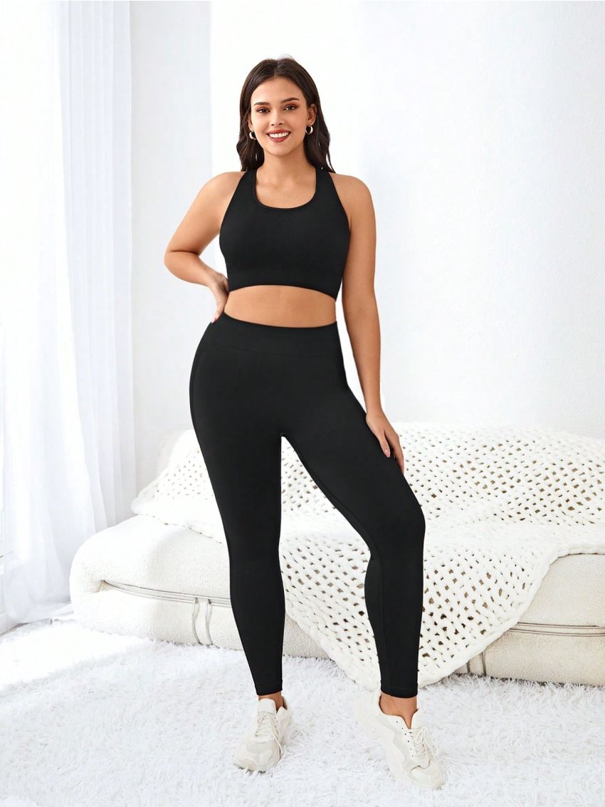 Plus Size Seamless Sports Set With Back Beauty Design Bra And Shorts