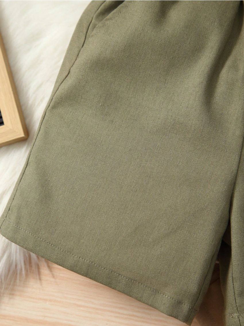 SHEIN Kids SUNSHNE 2pcs/set Toddler Boys' Casual Comfortable Solid Color Weave Bermuda Shorts, Versatile