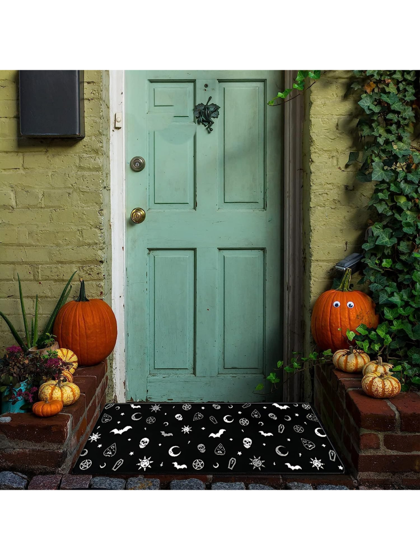 1pc Bat & Skull Pattern Rug
