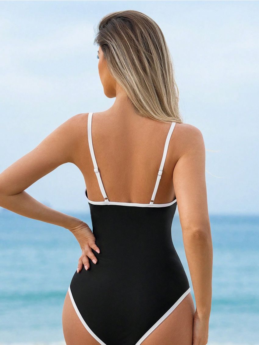 Women'S Monokini Swimsuit With Cutout Design And Border Edge