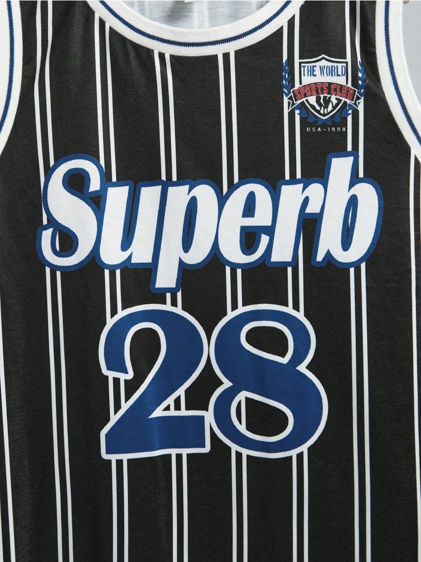 SHEIN Kids SPRTY Tween Boys' Loose Fit Sports Round Neck Knit Vest With Letter & Stripe Pattern